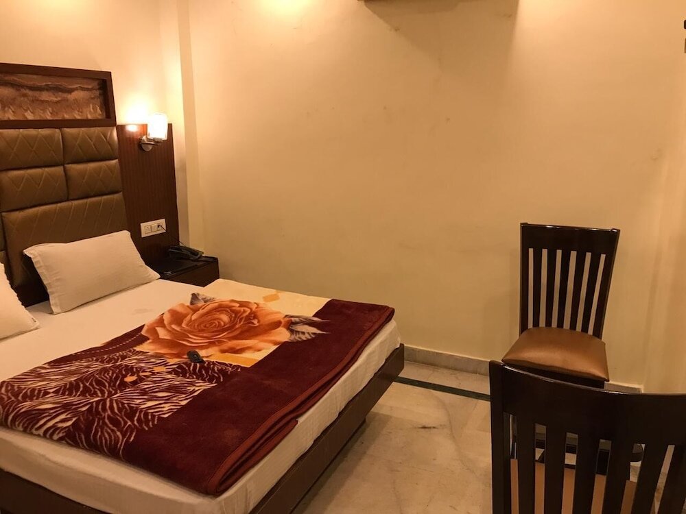 Двухместный номер Standard ADB Rooms Gaurav Guest House
