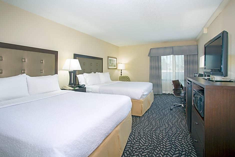Номер Executive Holiday Inn Little Rock-Airport-Conference Center, an IHG Hotel