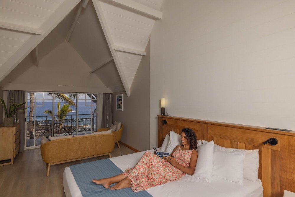 Junior suite con balcone e con vista sull'oceano Villa LES EAUX BLANCHES à Boucan Canot avec piscine pour 15 personnes