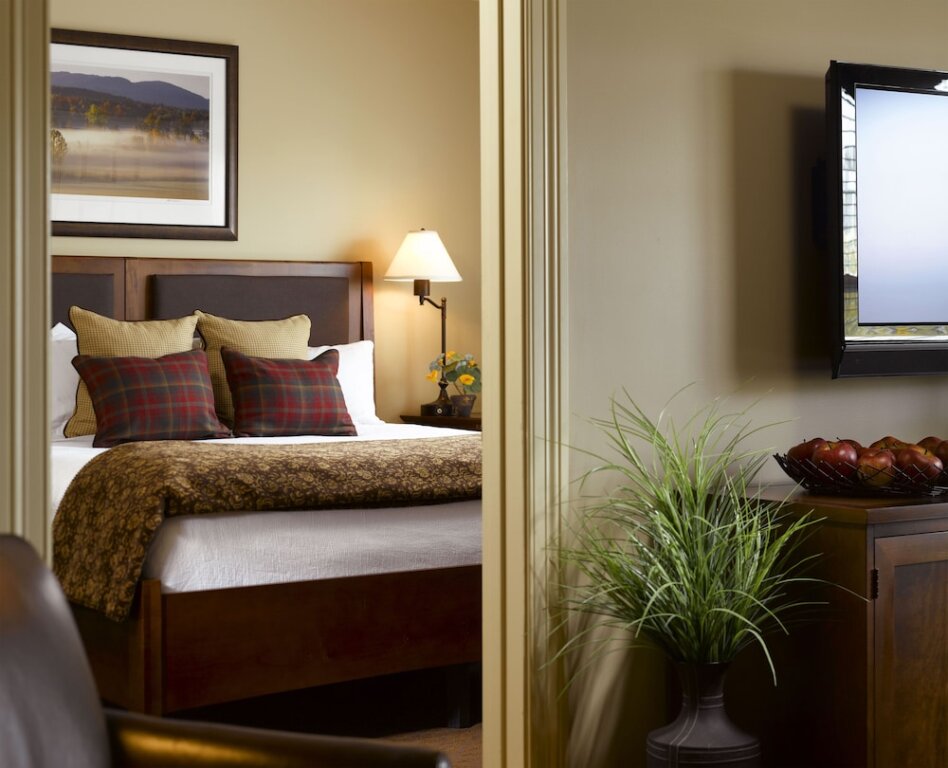 Двухместный люкс c 1 комнатой Green Mountain Suites Hotel