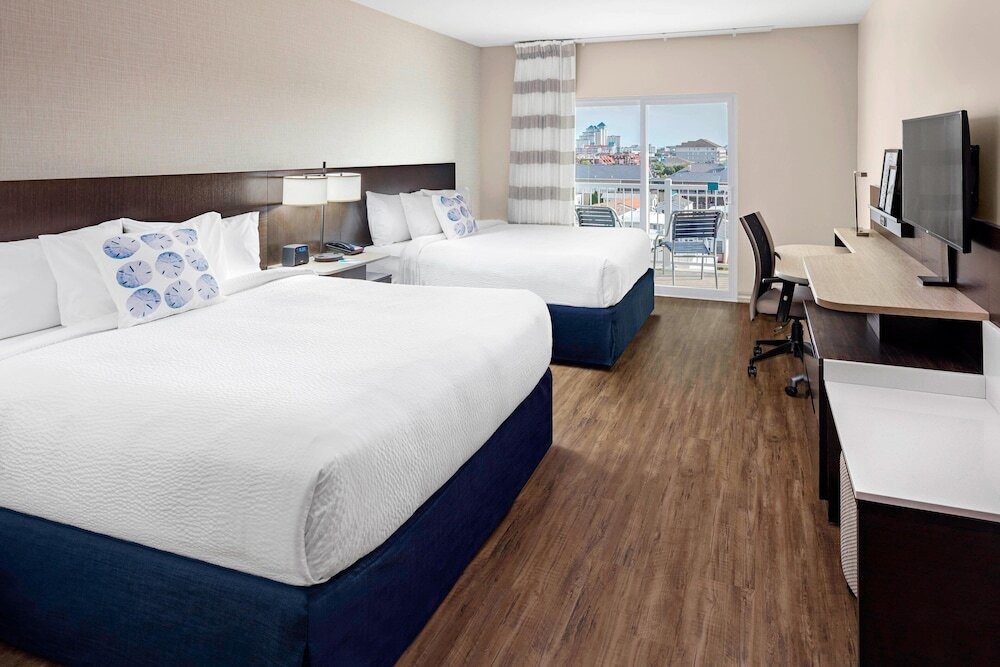 Четырёхместный номер Standard с балконом Fairfield Inn & Suites by Marriott Ocean City