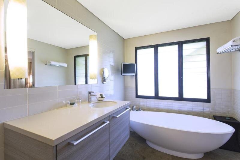 Люкс c 1 комнатой с балконом Kimberley Sands Resort