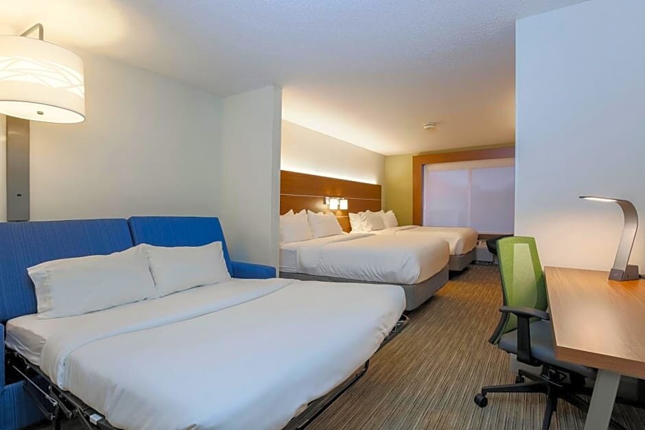 Deluxe Vierer Zimmer Holiday Inn Express Rochester NE- Irondequoit, an IHG Hotel