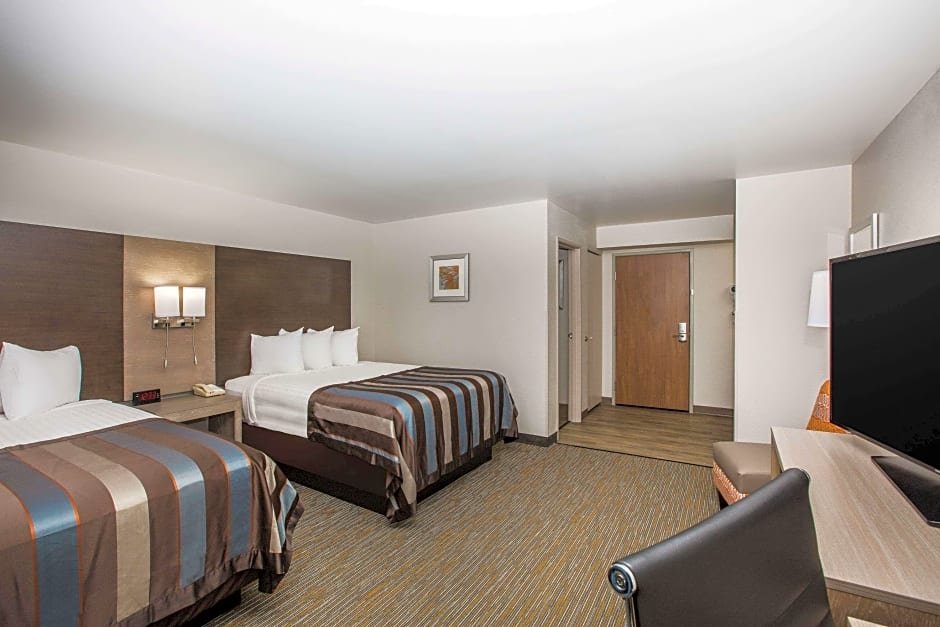 Suite 2 Schlafzimmer Wingate by Wyndham Louisville Airport Expo Center