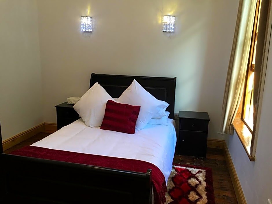 Номер Deluxe Central Hotel Guest House