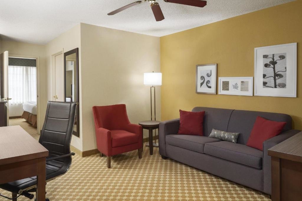 Двухместный люкс c 1 комнатой Country Inn & Suites by Radisson, Manteno, IL