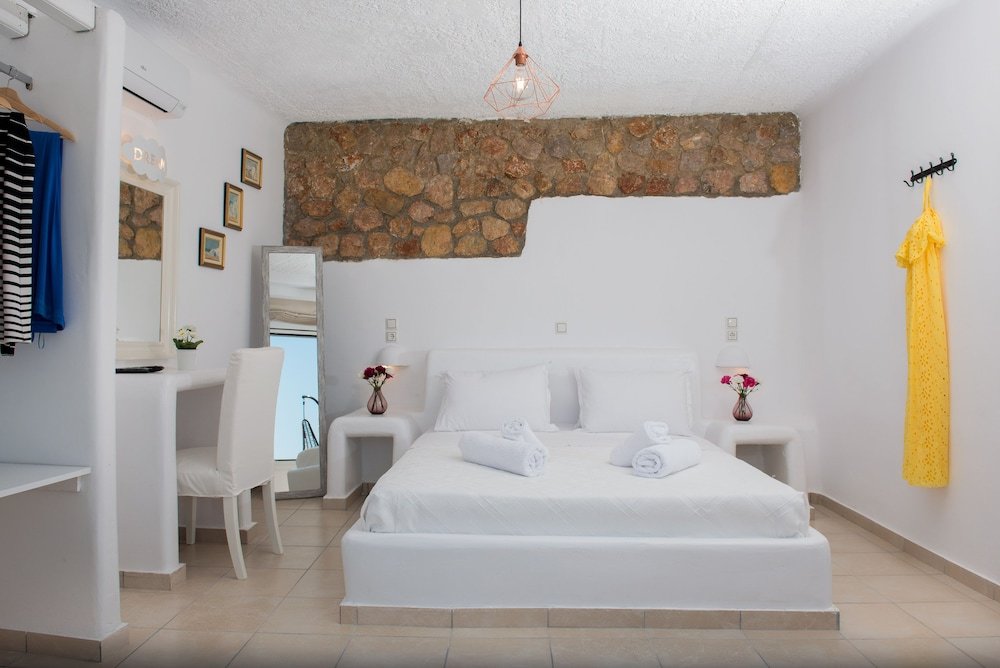 Вилла Premium c 1 комнатой с видом на море Dream Villa Santorini