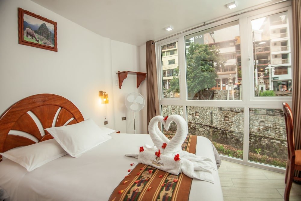 Standard Double room with balcony MAPILAND- Hotel Boutique