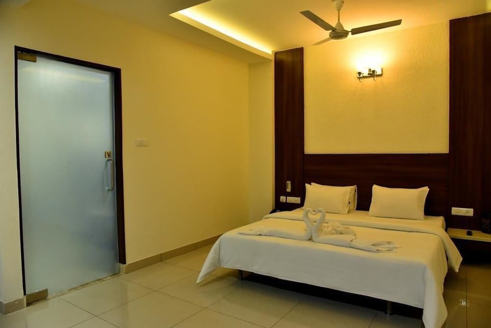 Standard room Rathna Residency