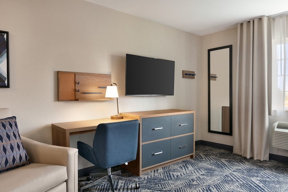 Suite 1 Schlafzimmer Candlewood Suites Springfield