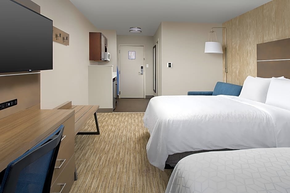 Четырёхместный люкс Holiday Inn Express & Suites Annapolis, an IHG Hotel