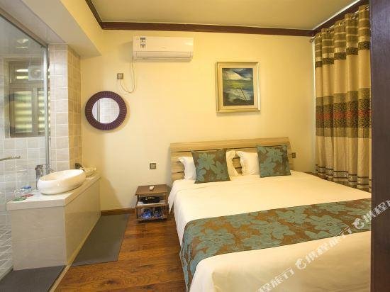 Executive Suite with sea view Beautiful Beach Holiday Hotel