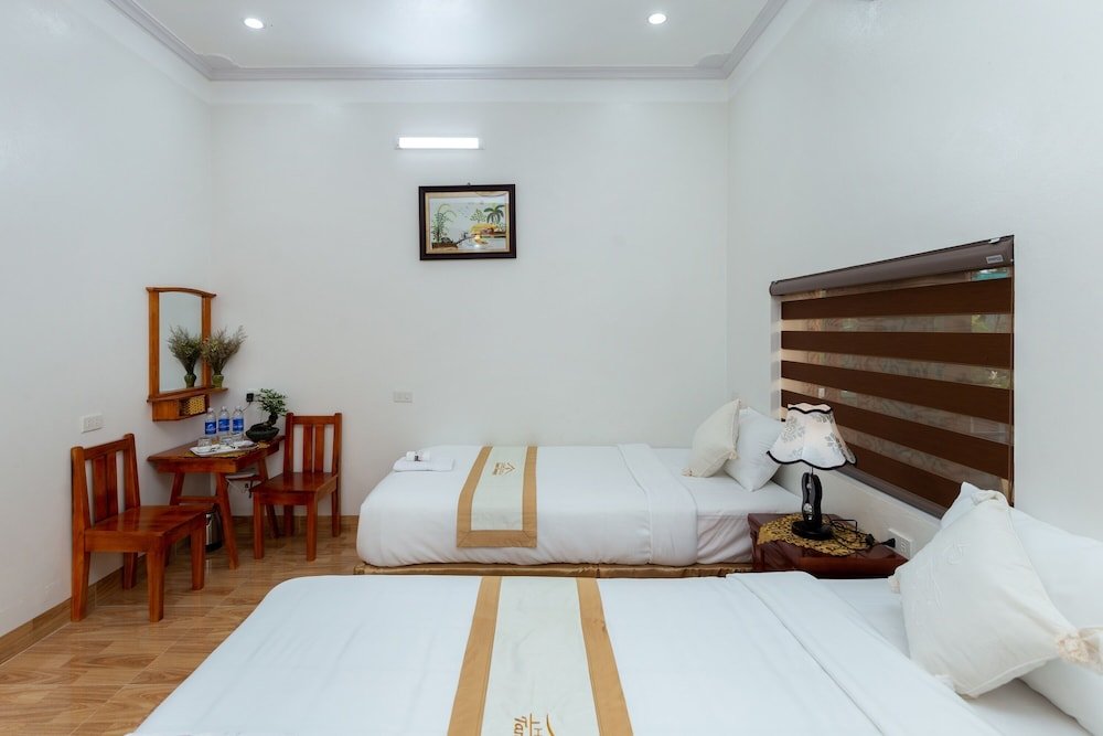 Habitación triple familiar Estándar con balcón Tam Coc Tuong Vy Homestay - Hostel