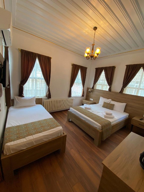Suite Room Kadıköy White House