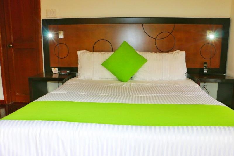 Standard room Hotel Emaus Bogotá