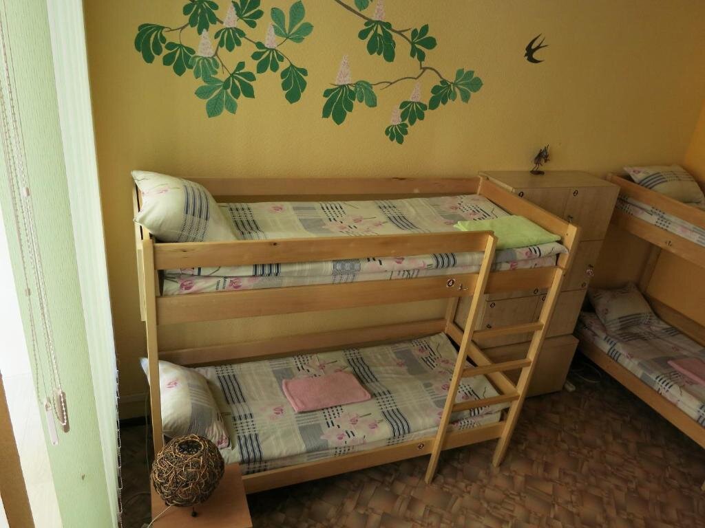 Кровать в общем номере (женский номер) Hostel Delil
