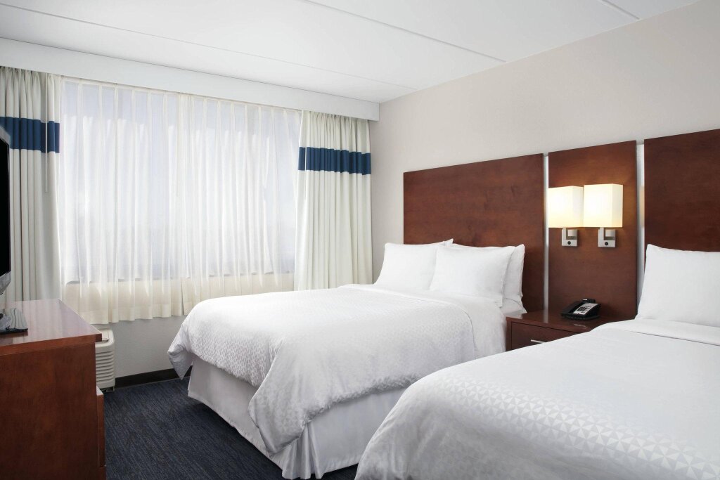 Двухместный люкс Four Points by Sheraton Fort Lauderdale Airport/Cruise Port