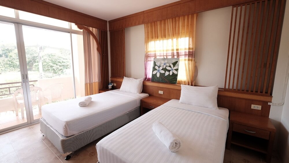 Deluxe Double room with balcony Ma Ma Dang Place