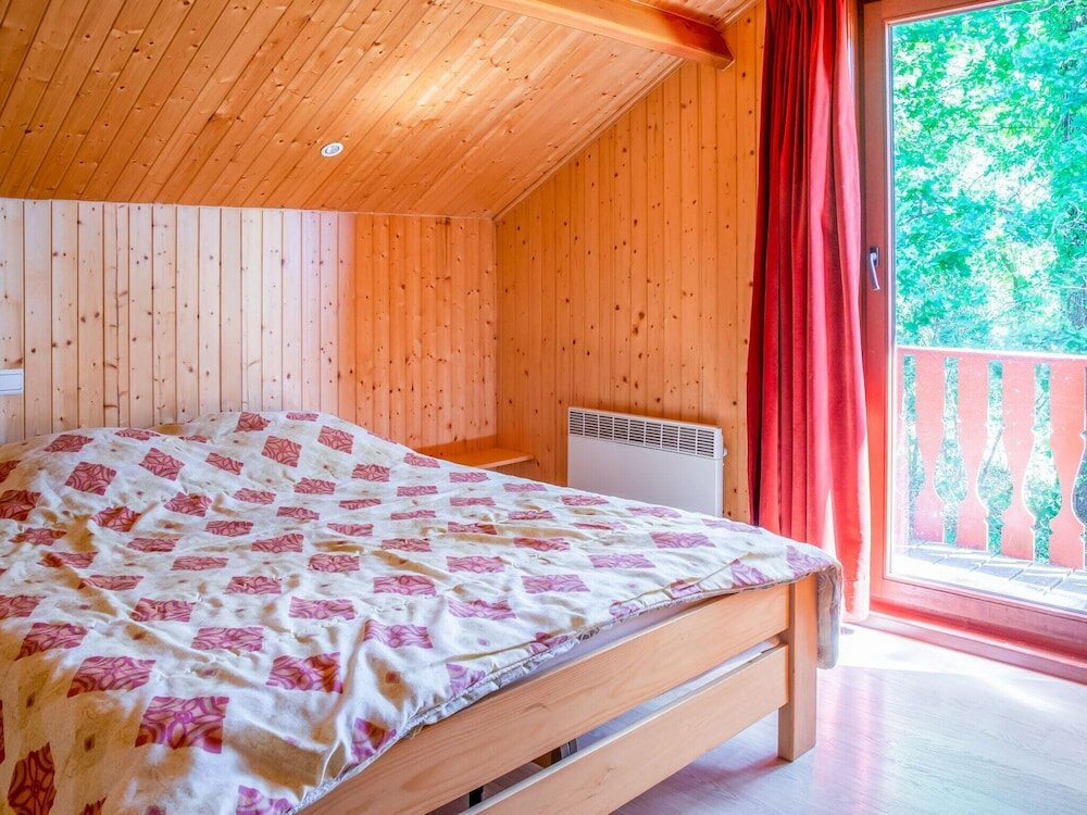 Cabaña Charming Holiday Home in Barvaux-weris With Sauna