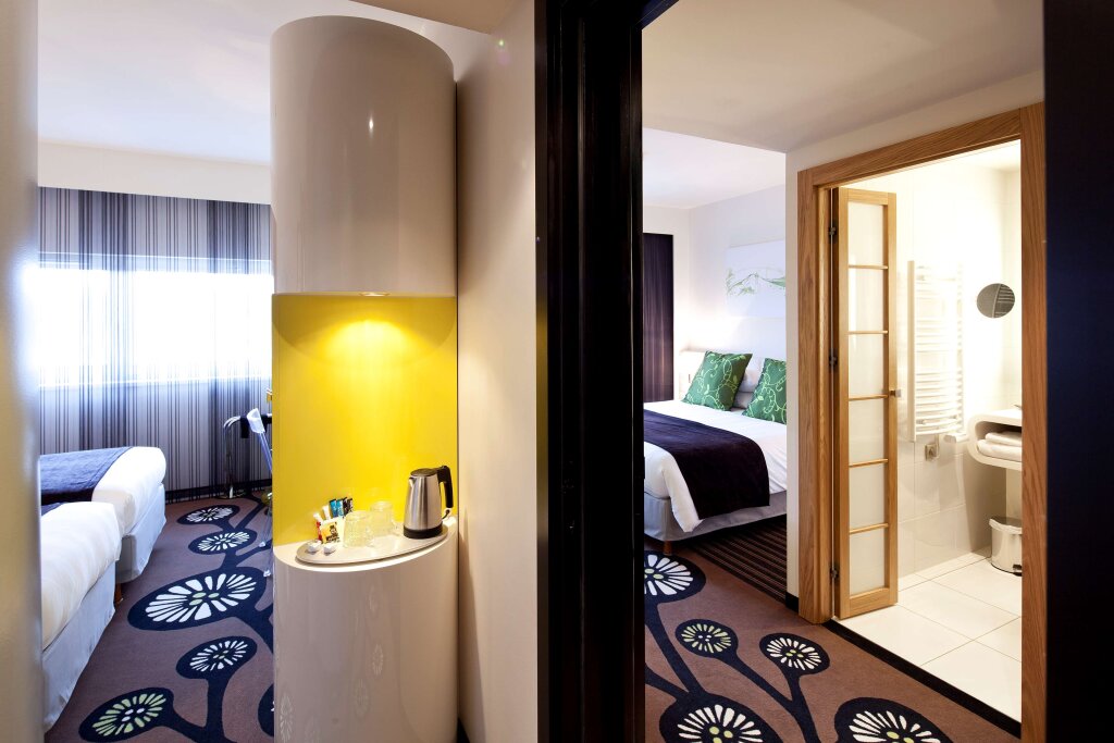 2 Bedrooms Family Suite Best Western Plus Hôtel Le Rhénan & Restaurant Chez Claude