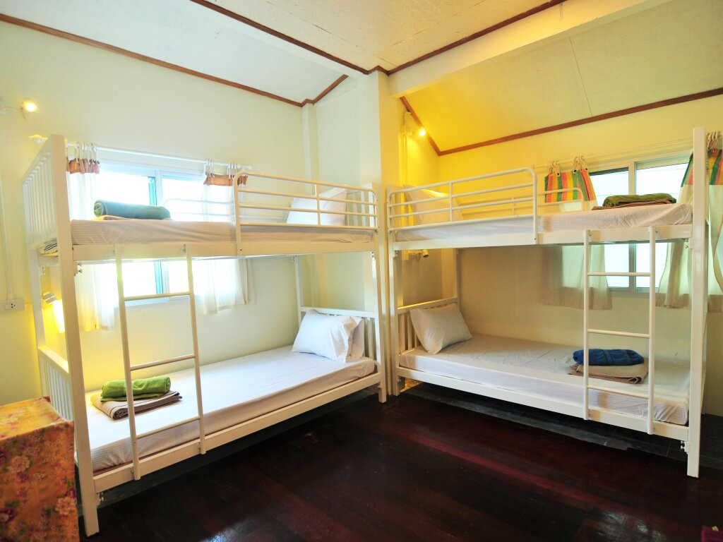 Standard Doppel Zimmer mit Meerblick October Hostel