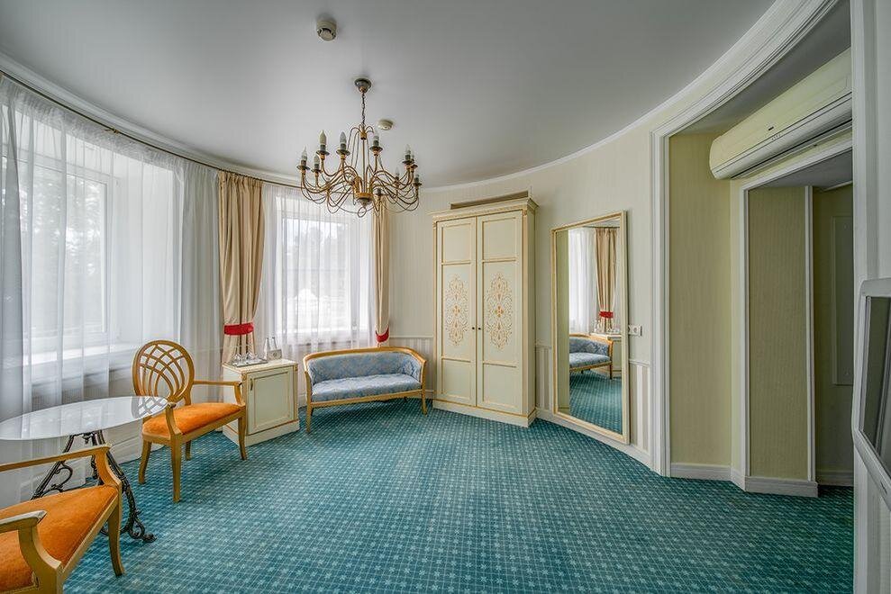 Двухместный полулюкс Отель Репинский курорт (ex. Residence Hotel&SPA)
