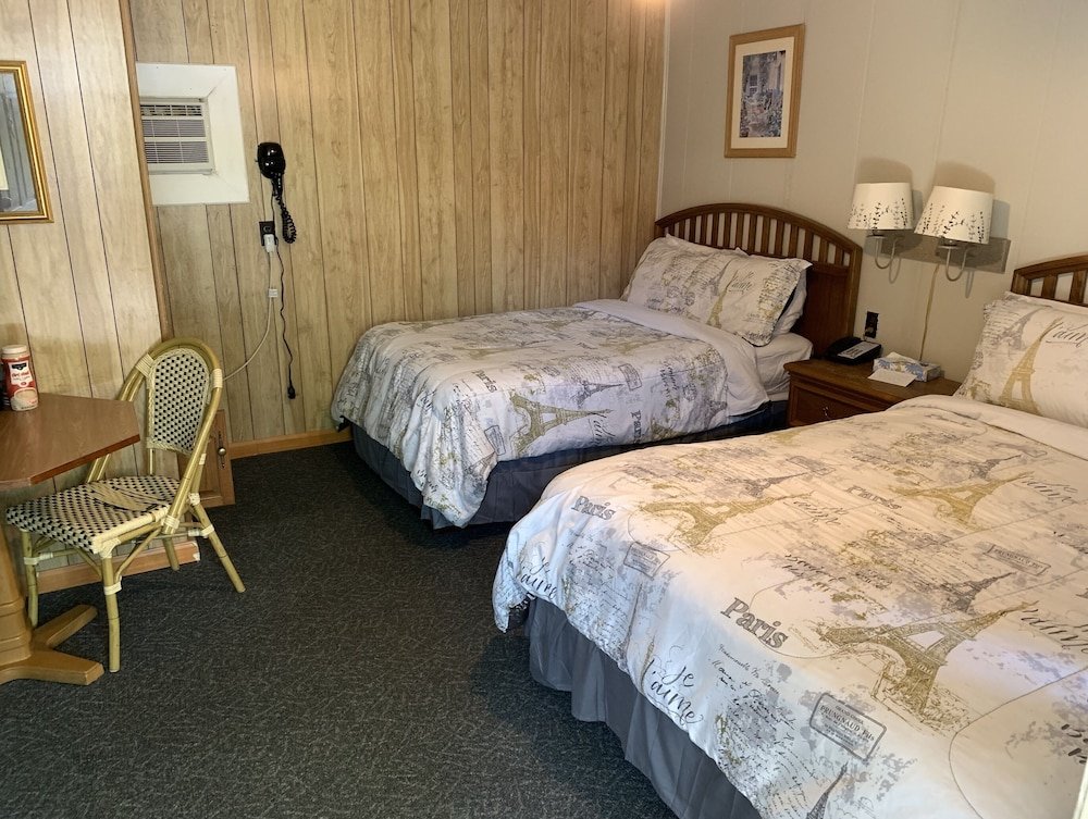 Двухместный номер Business Phillips Historic Motel & Cottages