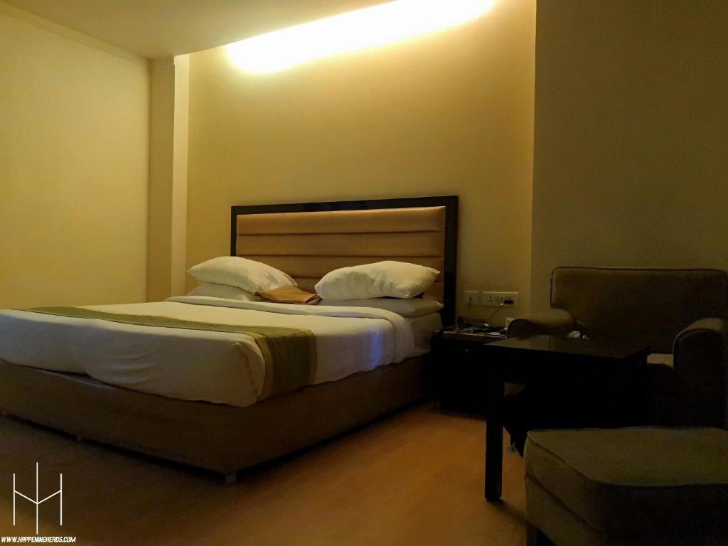 Standard Zimmer Westend Inn - Resort and Banquet Near Delhi Airport