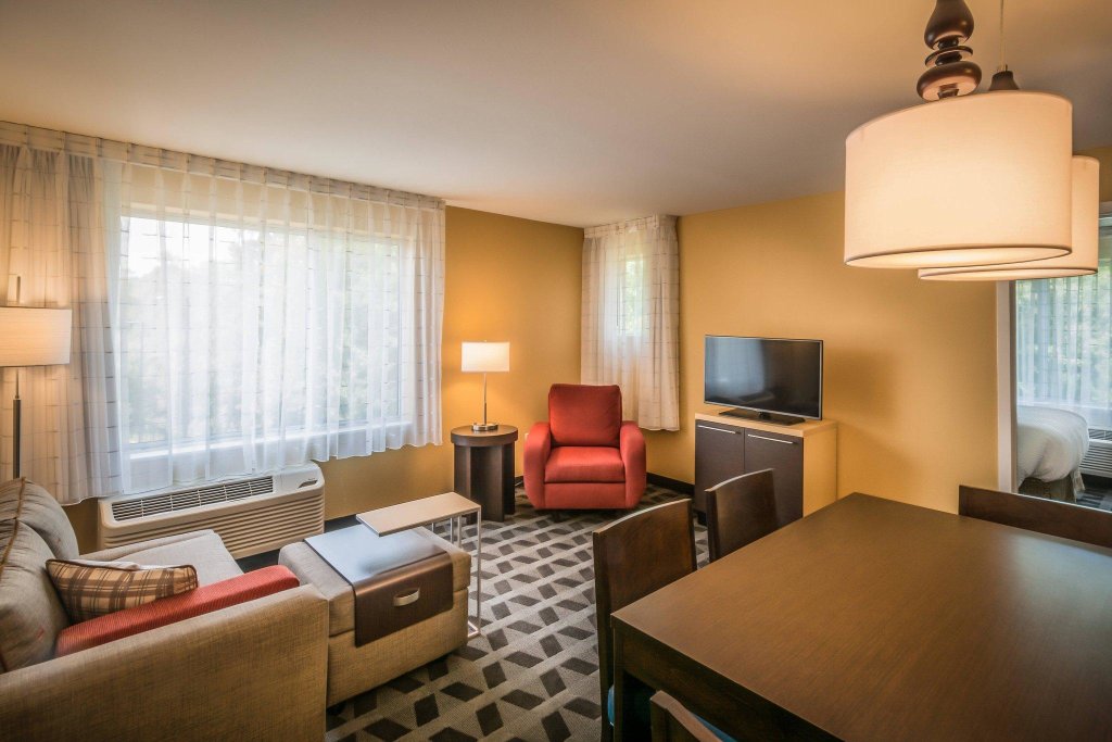 Люкс с 2 комнатами TownePlace Suites by Marriott Goldsboro