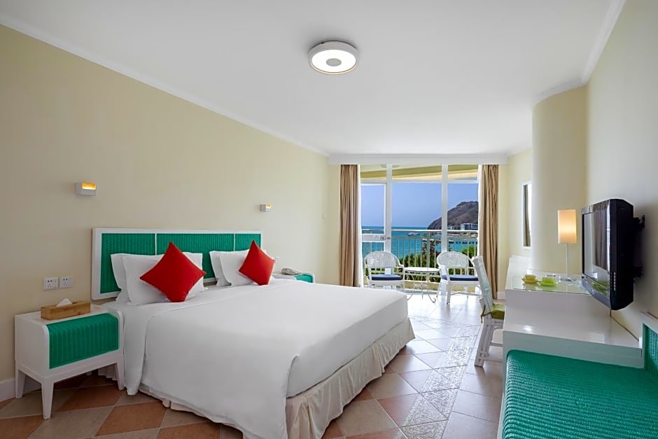 Двухместный номер Standard с балконом и с видом на море Sunshine Resort Intime Sanya