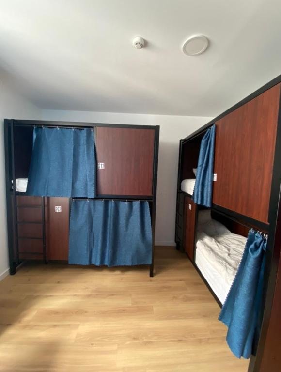 Кровать в общем номере Hostel 20 Bayonne