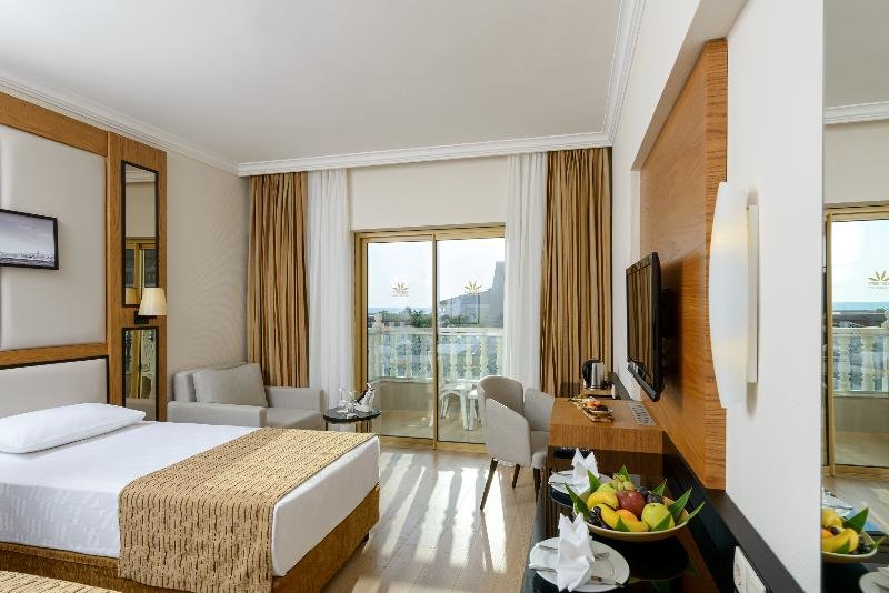 Habitación individual Estándar con balcón y con vista al terreno Aydinbey Famous Resort