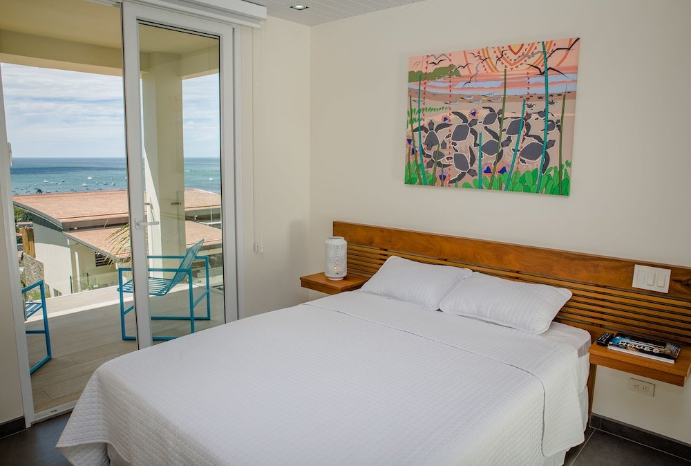 Вилла с 4 комнатами с видом на море La Santa Maria Resort