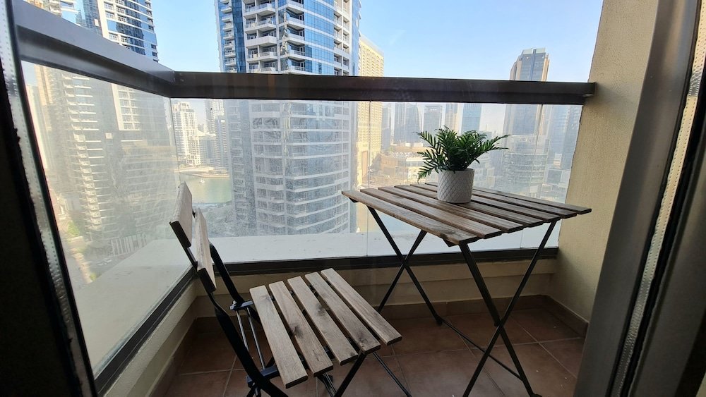 Апартаменты Comfort Marco Polo - High-rise 1BR Apt with Amazing Marina Views
