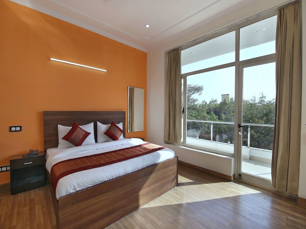 Standard Zimmer OYO 13051 Hotel Gurgaon Palace