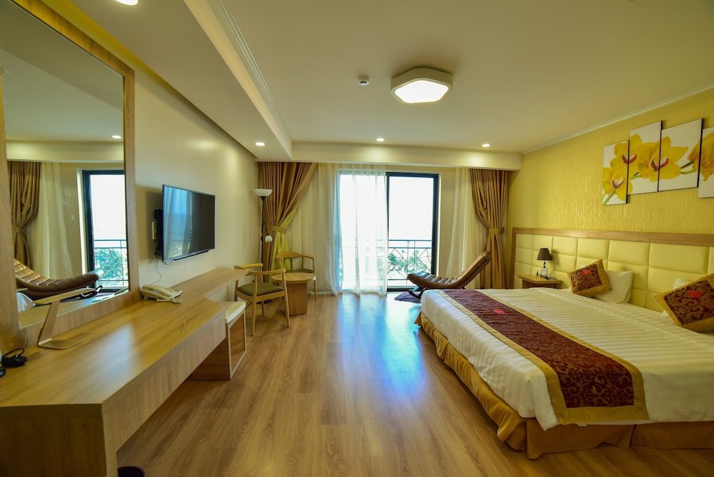 Deluxe room with balcony and with sea view Ruby Hotel