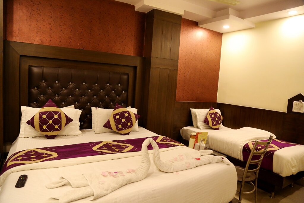 Deluxe room Hotel Shivam International - A Well Hygiene Property All Staff Vaccinated "