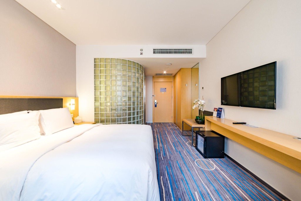 Standard room Holiday Inn Express Shijiazhuang Heping, an IHG Hotel