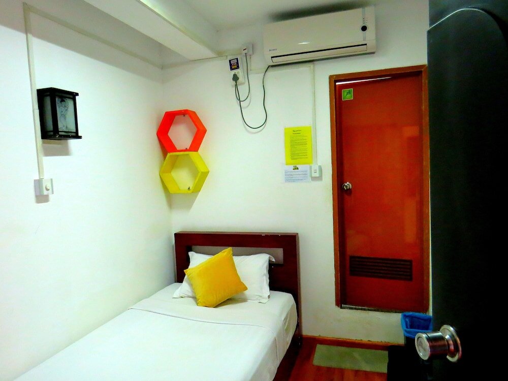 Standard Einzel Zimmer Agga Youth Hotel