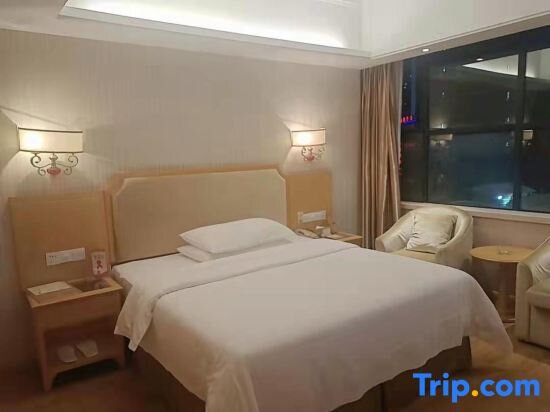 Deluxe Suite Vienna 3 Best Hotel Baise Zhongshan Road City Central