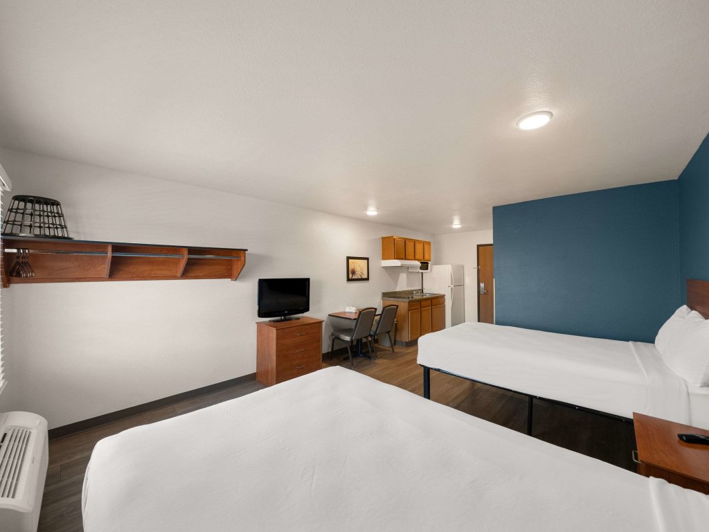 Standard Quadruple room WoodSpring Suites Dallas Rockwall