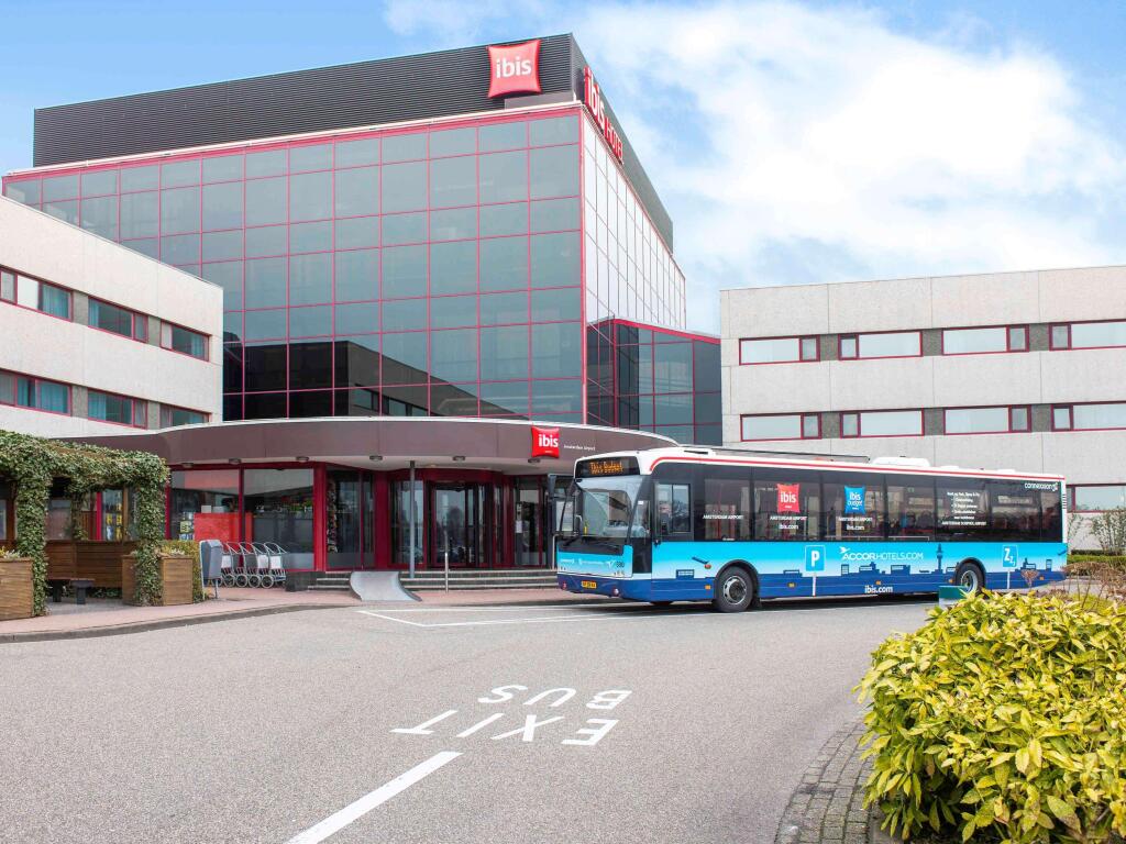 Ibis Schiphol Amsterdam Airport 3* (162 отзыва) в Бадхуведорп, Северная  Голландия. Забронировать Ibis Schiphol Amsterdam Airport 3*