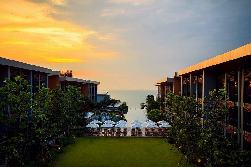 Junior Suite Renaissance Pattaya Resort & Spa