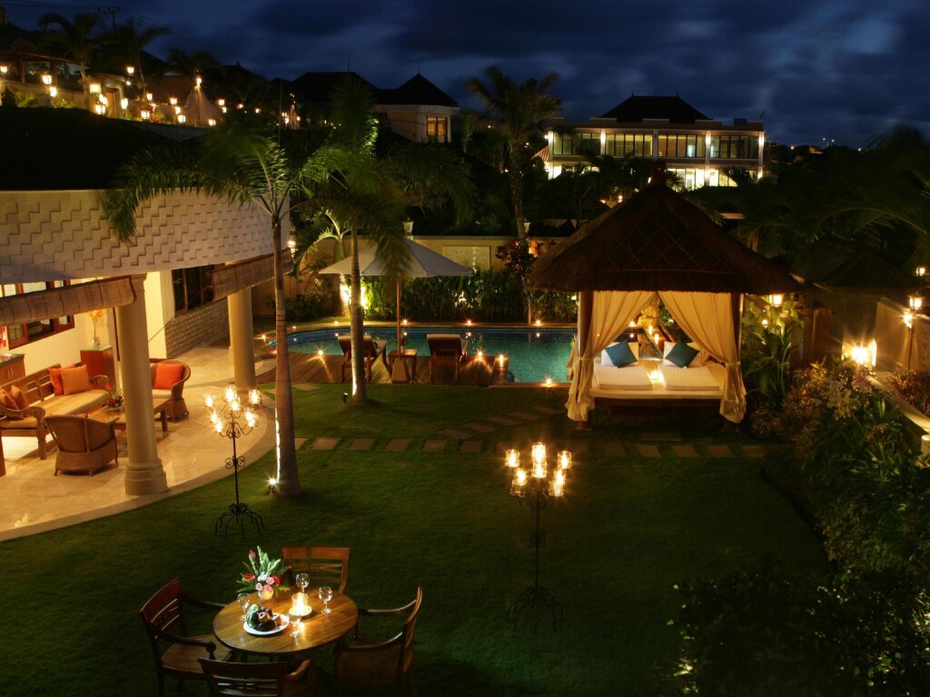 Вилла с 2 комнатами The Beverly Hills Bali a Luxury Villa Jimbaran