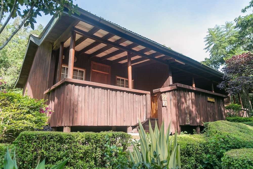 Standard Doppel Zimmer mit Balkon Naro Moru River Lodge