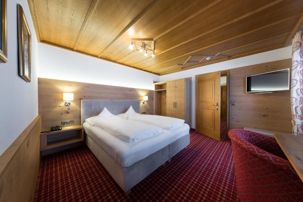 Standard famille chambre avec balcon Hotel Tirolerhof 4 Sterne Superior