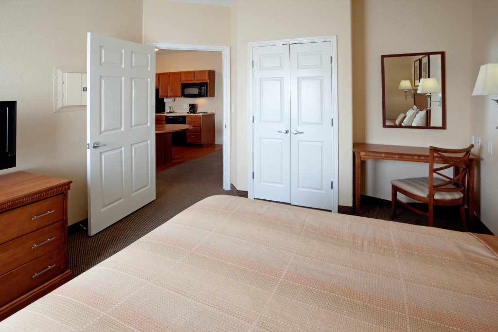 1 Bedroom Double Suite Candlewood Suites Corpus Christi-SPID, an IHG Hotel