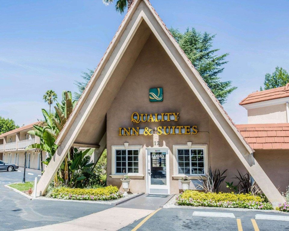 Четырёхместный люкс Quality Inn & Suites Thousand Oaks - US101
