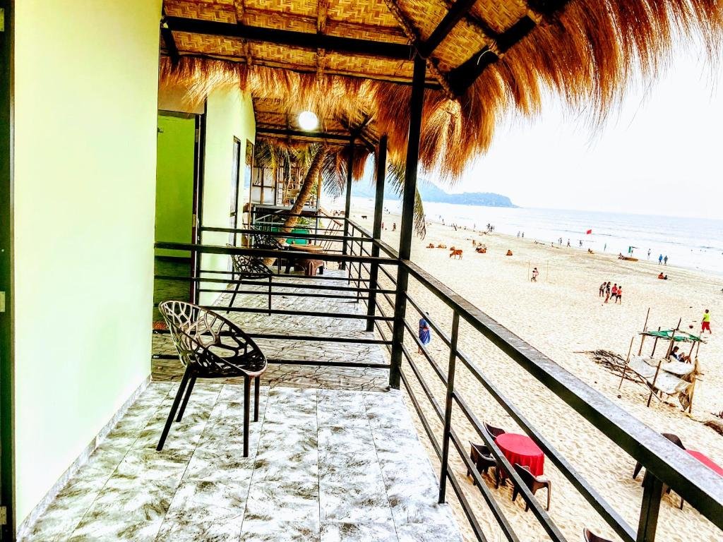 Deluxe Doppel Zimmer mit Balkon und mit Meerblick A3 Beach Resort