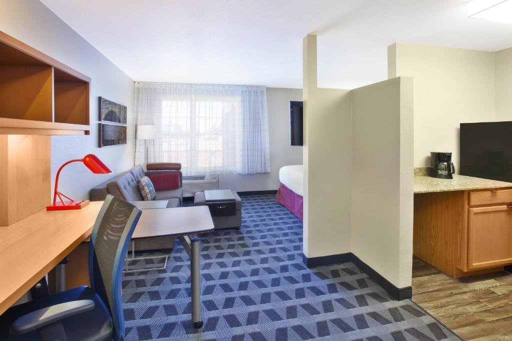 Standard Zimmer TownePlace Suites Marriott Minneapolis St Paul AirportEagan